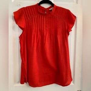 Nanette Lepore women’s Scarlet Pleated sleeveless Blouse. Size large $10